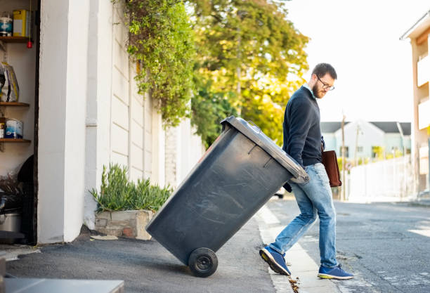 Best Construction Debris Removal  in Capac, MI